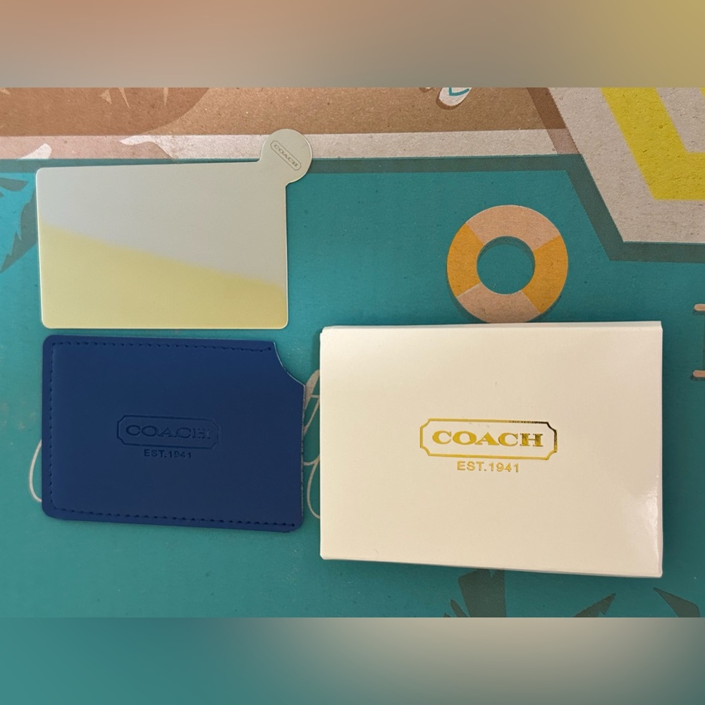 COACH BLUE LEATHER CARD CASE WITH UNBREAKABLE MIRROR BOX NEW